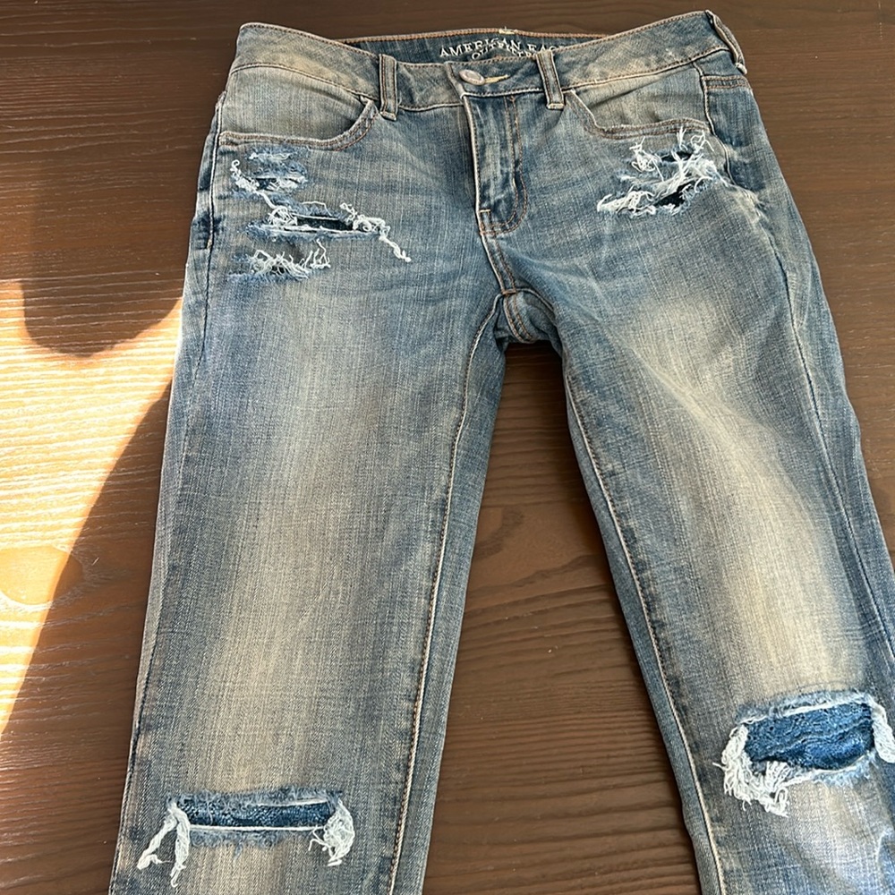 American Eagle distressed jeggings, size 4 regular